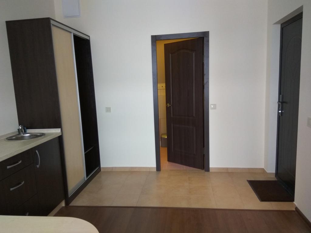 S&M Apartments - Zarichna Kiev Exterior foto